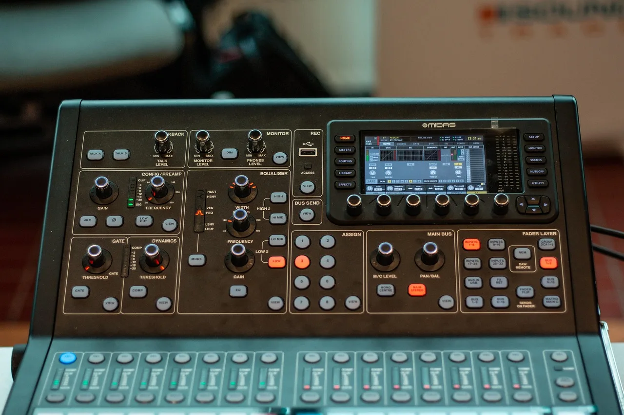 audio mixer, console, control panel, mixing console, studio mixer, music, sound, audio, device, closeup, audio mixer, control panel, control panel, control panel, control panel, control panel, mixing console. How to price music studio services: a framework
