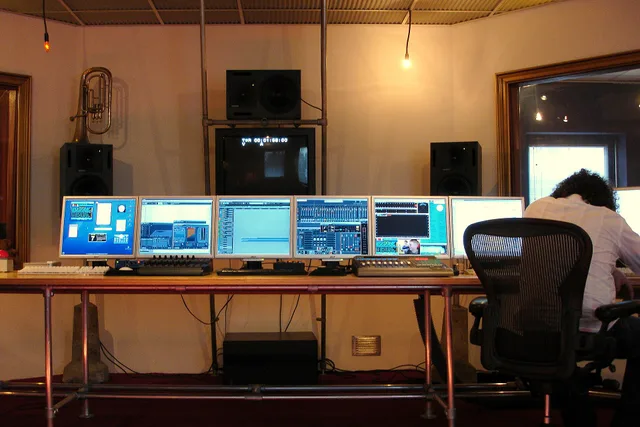 After years of using hardware Neve stuff, the studio is now software based using Macs and PCs. Their main app is Nuendo running on PC. www.gvstudio.nl/ Audio 1: 5.1 & Audio 2: 2.1 recording & mixing DAW: Steinberg Nuendo 6 Plugins among others Waves & Universal Audio Custom made mic pre-amp. Neumann. The labour bill in a music studio for 2027